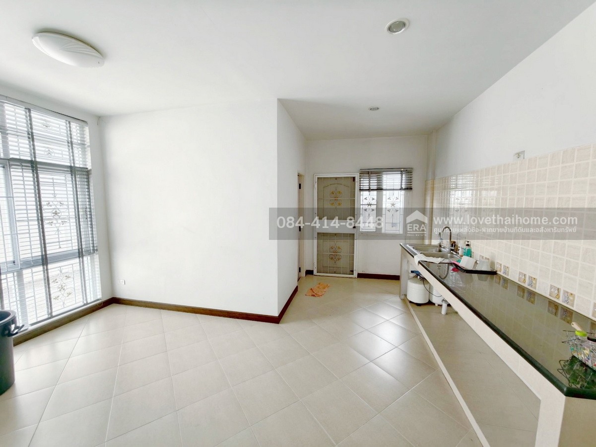 ขายทาวน์โฮม 3 ชั้น หมู่บ้านศิรินโฮม ลาดพร้าว 101 หลังมุม 28.1 ตร.วา ใกล้รถไฟฟ้าสายสีเหลือง-สถานีลาดพร้าว 101 ราคาถูก เข้าออกได้หลายทาง ซ.ลาดพร้าว 87, ถ.เลียบทางด่วนรามอินทรา