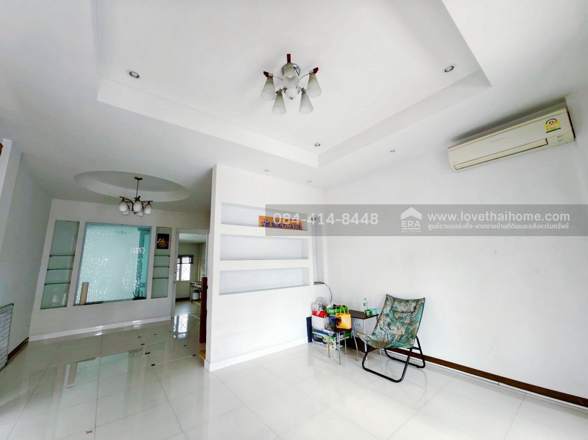 ขายทาวน์โฮม 3 ชั้น หมู่บ้านศิรินโฮม ลาดพร้าว 101 หลังมุม 28.1 ตร.วา ใกล้รถไฟฟ้าสายสีเหลือง-สถานีลาดพร้าว 101 ราคาถูก เข้าออกได้หลายทาง ซ.ลาดพร้าว 87, ถ.เลียบทางด่วนรามอินทรา