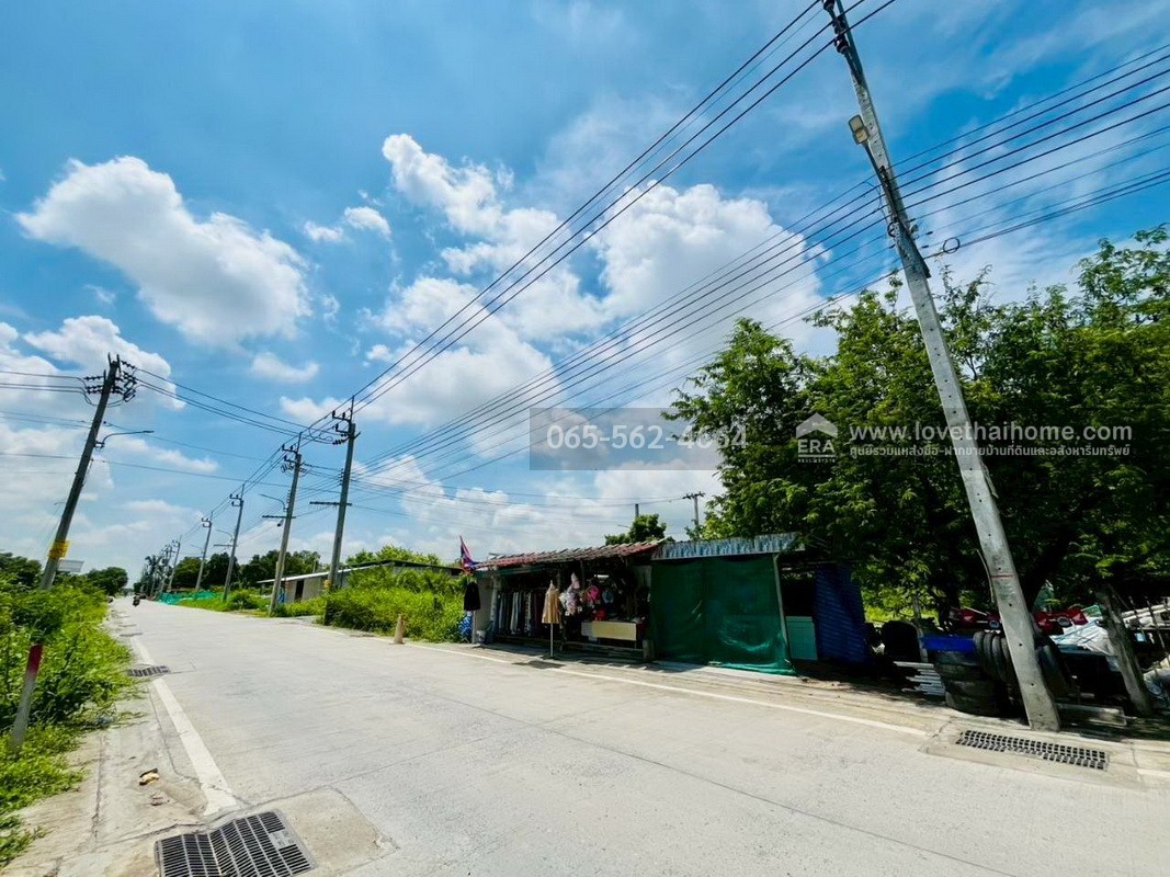 ขายที่ดิน คุ้มเกล้า50 ลำปลาทิว ลาดกระบัง พื้นที่ 390 ตรว. แปลงมุม ผังสีม่วง ยังไม่ถม หน้ากว้าง 48 เมตร ลึก 35 เมตร ใกล้ศูนย์กระจายสินค้า ICD ลาดกระบัง