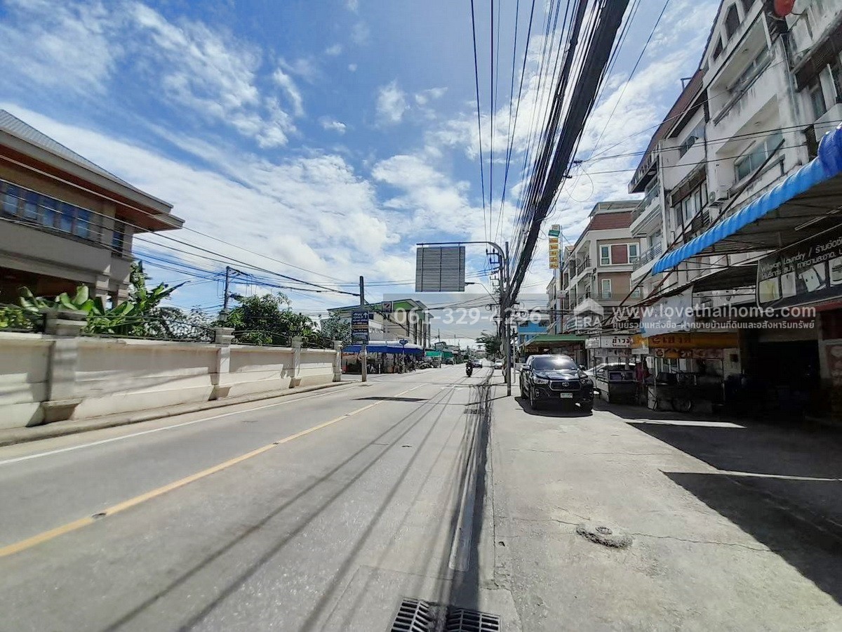ขายอาคารพาณิชย์ หมู่บ้านเดอะเนเจอร์ซิตี้ เพชรเกษม 69 หนองแขม พื้นที่ 16.6 ตร.วา สภาพนางฟ้า บิ้วอินใหม่ทั้งหลัง