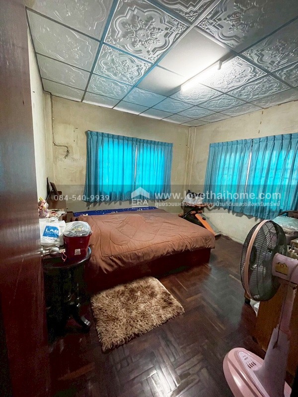 ขายบ้านเดี่ยว 2 ชั้น ซอยเพชรเกษม69 หมู่บ้านศุภวรรณ1 ขนาดพอเหมาะ 48 ตรว. ราคาเข้าถึงได้พร้อมให้คุณเป็นเจ้าของ ทำเลดี สภาพดี พร้อมเข้าอยู่ ใกล้รถไฟฟ้า MRT สถานีหลักสอง จากปากซอยเข้ามาเพียง 300 เมตร