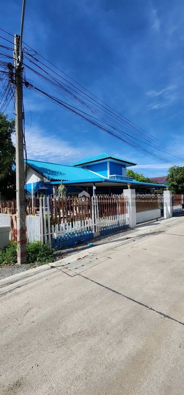 ขายบ้านเดี่ยว ต.หน้าไม้ อ.ลาดหลุมแก้ว จ.ปทุมธานี เนื้อที่ 120 ตรว. บ้านราคาถูก ทำเลดี หลังหัวมุม ขายเพียง 2.8 ล้านราคานี้หาไม่ได้แล้ว ใกล้รถไฟฟ้าสายสีม่วง 15 นาที ใกล้เซ็นทรัลเวสต์เกต
