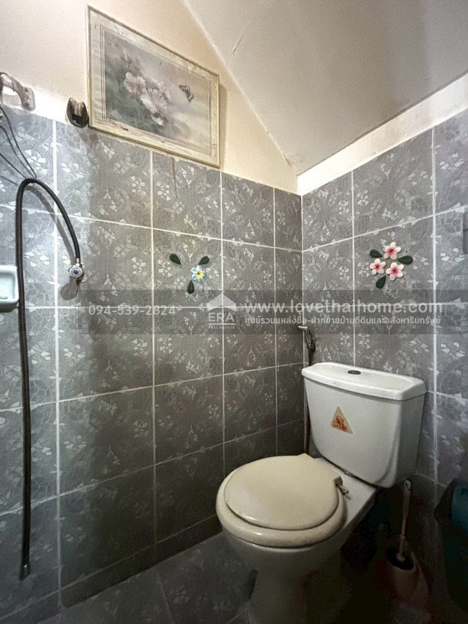 ขายทาวน์เฮ้าส์ หมู่บ้านนครปาร์ควิว 3 บางบัวทอง–สุพรรณบุรี นนทบุรี ใกล้ MRT คลองบางใหญ่ พื้นที่ 16 ตรว. ราคาถูกมาก! ถูกที่สุดในโครงการและย่านนี้ รีบตัดสินใจก่อนหลุดมือ!