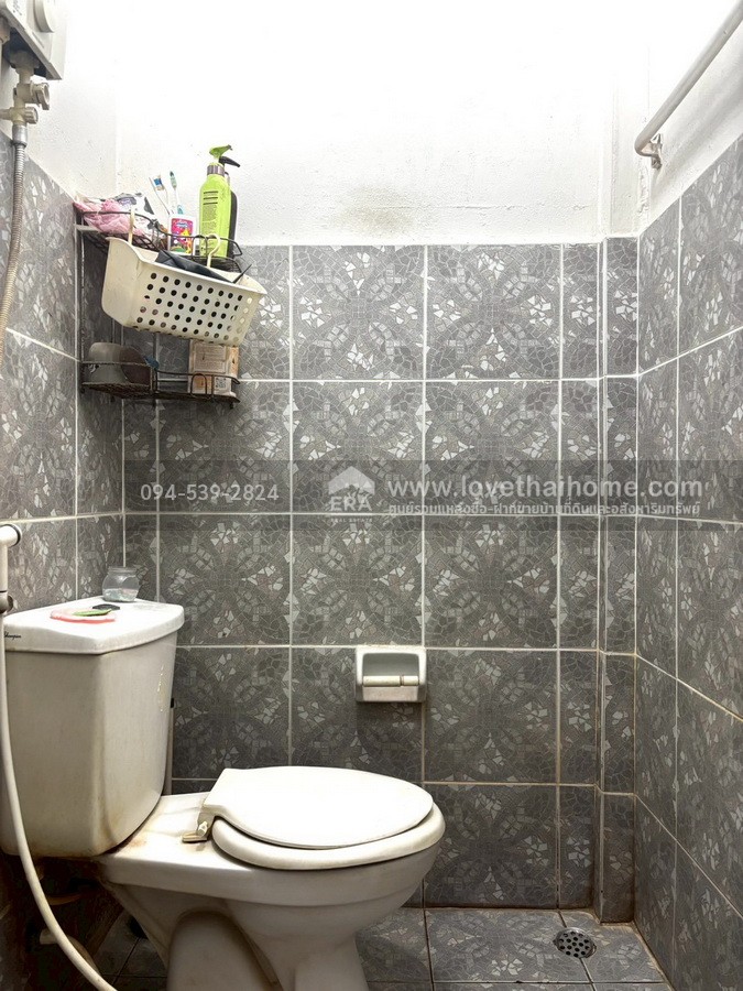 ขายทาวน์เฮ้าส์ หมู่บ้านนครปาร์ควิว 3 บางบัวทอง–สุพรรณบุรี นนทบุรี ใกล้ MRT คลองบางใหญ่ พื้นที่ 16 ตรว. ราคาถูกมาก! ถูกที่สุดในโครงการและย่านนี้ รีบตัดสินใจก่อนหลุดมือ!