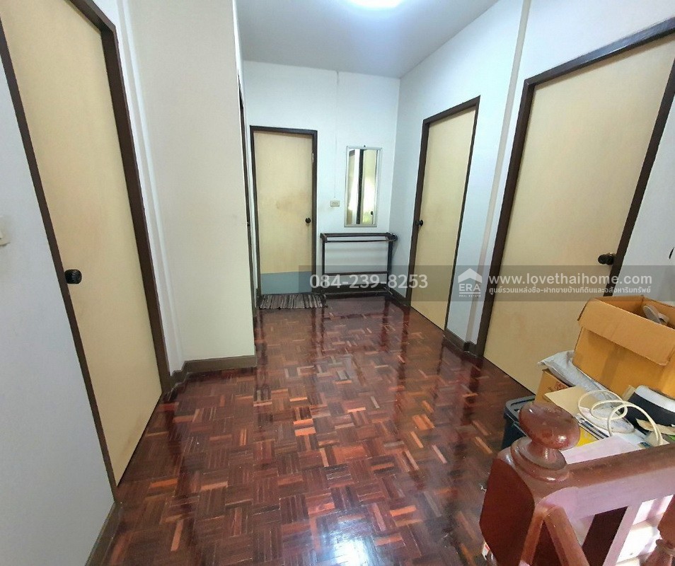 ขายบ้านเดี่ยว หมู่บ้านแสงชัยนิเวศน์ ปทุมธานี พื้นที่ 100 ตรว. ใกล้ รพ.ปทุมธานี,บิ๊กซี ปทุมธานี และโลตัสปทุมธานี