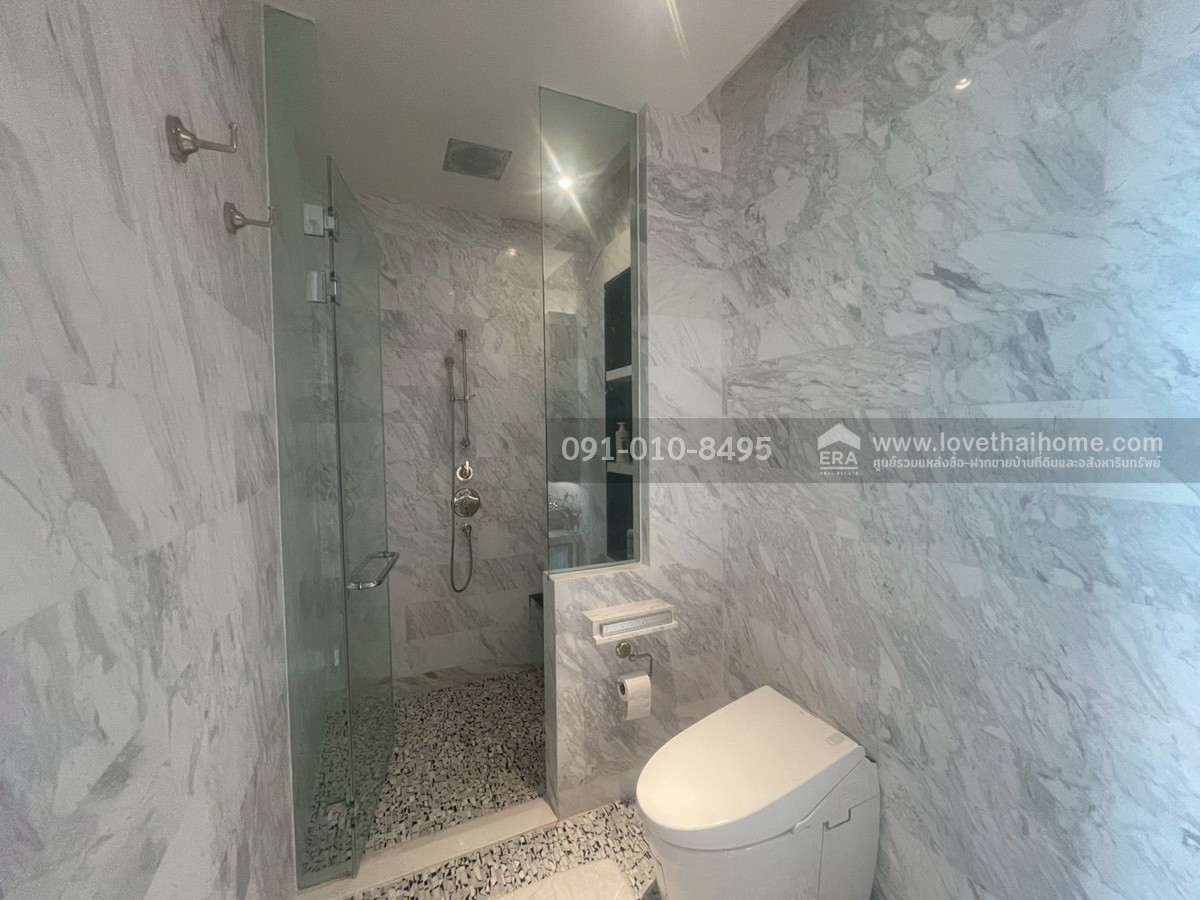 ขาย Penthouse สุดหรู The Residences at Mandarin Oriental Bangkok ( ICONSIAM ) วิวโค้งแม่น้ำเจ้าพระยา  พื้นที่ใช้สอย 163.41 ตร.ม. ชั้น 25–26 (วิวพาโนรามา) พร้อมเฟอร์นิเจอร์ใหม่เอี่ยมครบครัน พร้อมเข้าอยู่ทันที