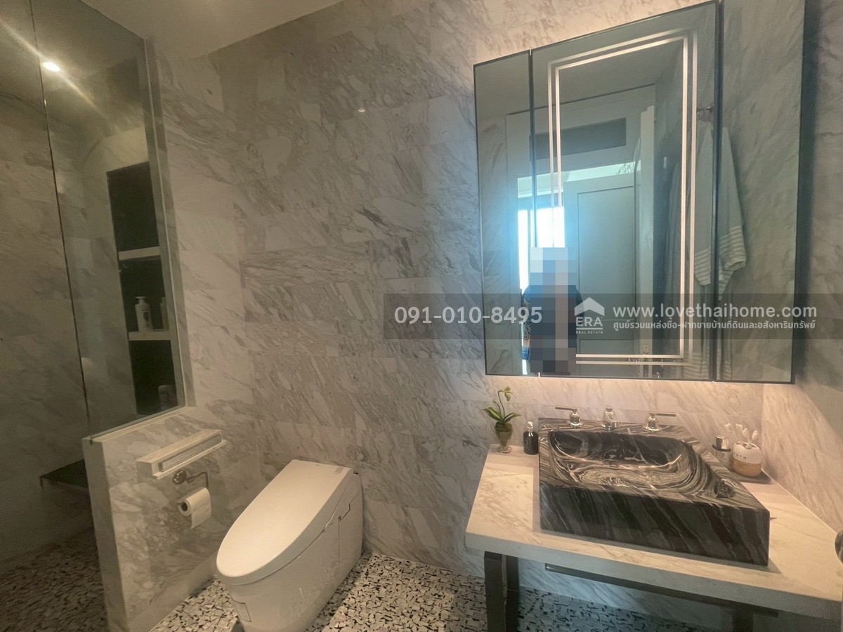 ขาย Penthouse สุดหรู The Residences at Mandarin Oriental Bangkok ( ICONSIAM ) วิวโค้งแม่น้ำเจ้าพระยา  พื้นที่ใช้สอย 163.41 ตร.ม. ชั้น 25–26 (วิวพาโนรามา) พร้อมเฟอร์นิเจอร์ใหม่เอี่ยมครบครัน พร้อมเข้าอยู่ทันที