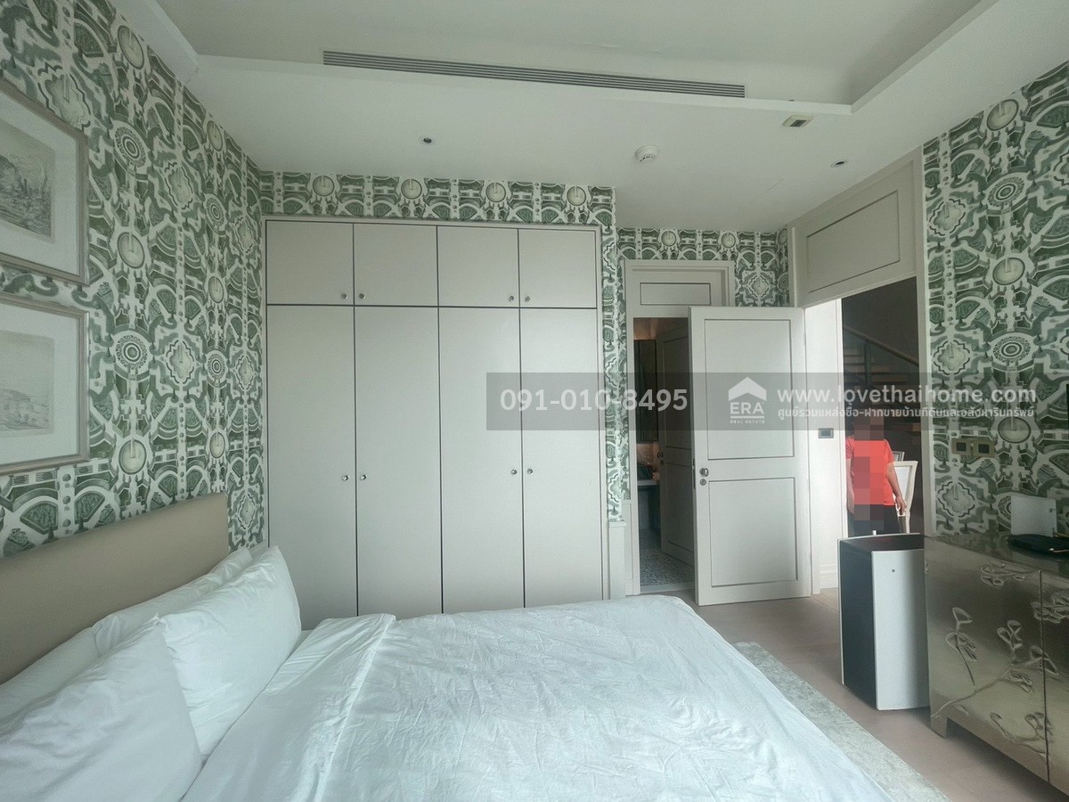 ขาย Penthouse สุดหรู The Residences at Mandarin Oriental Bangkok ( ICONSIAM ) วิวโค้งแม่น้ำเจ้าพระยา  พื้นที่ใช้สอย 163.41 ตร.ม. ชั้น 25–26 (วิวพาโนรามา) พร้อมเฟอร์นิเจอร์ใหม่เอี่ยมครบครัน พร้อมเข้าอยู่ทันที