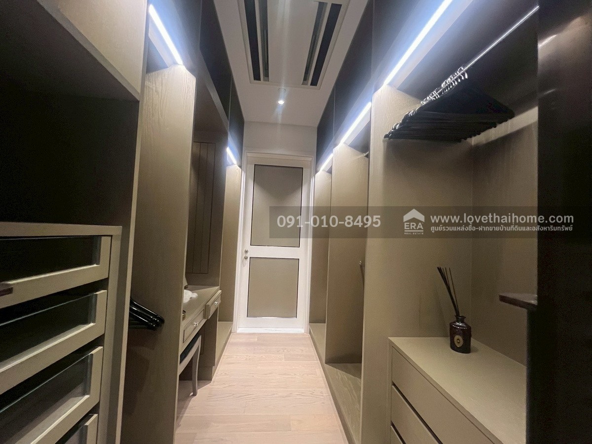 ขาย Penthouse สุดหรู The Residences at Mandarin Oriental Bangkok ( ICONSIAM ) วิวโค้งแม่น้ำเจ้าพระยา  พื้นที่ใช้สอย 163.41 ตร.ม. ชั้น 25–26 (วิวพาโนรามา) พร้อมเฟอร์นิเจอร์ใหม่เอี่ยมครบครัน พร้อมเข้าอยู่ทันที