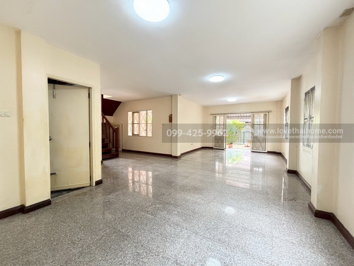 ขายบ้านเดี่ยว หมู่บ้านนวสิน ซ.โพธิ์แก้ว 3 ย่านลาดพร้าว-บางกะปิ 75.1 ตร.วา ใกล้ MRT ลาดพร้าว 101 เข้า-ออกได้ทั้ง ถ.ลาดพร้าว และเลียบทางด่วนรามอินทรา-อาจณรงค์   ขายบ้านเดี่ยว หมู่บ้านนวสิน ซ.โพธิ์แก้ว 3 ย่านลาดพร้าว-บางกะปิ 75.1 ตร.วา ใกล้ MRT ลาดพร้าว 101 เข้า-ออกได้ทั้ง ถ.ลาดพร้าว และเลียบทางด่วนรามอินทรา-อาจณรงค์