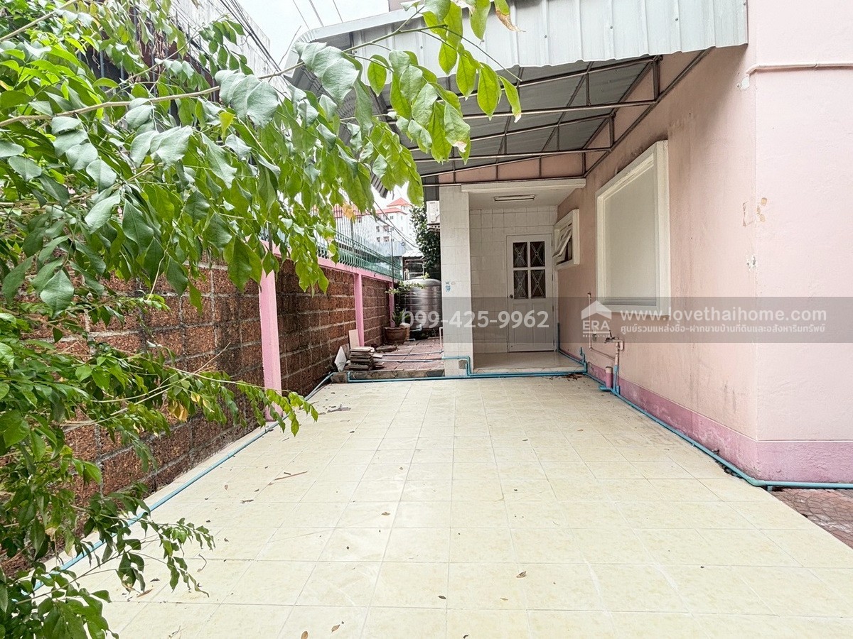 ขายบ้านเดี่ยว หมู่บ้านนวสิน ซ.โพธิ์แก้ว 3 ย่านลาดพร้าว-บางกะปิ 75.1 ตร.วา ใกล้ MRT ลาดพร้าว 101 เข้า-ออกได้ทั้ง ถ.ลาดพร้าว และเลียบทางด่วนรามอินทรา-อาจณรงค์   ขายบ้านเดี่ยว หมู่บ้านนวสิน ซ.โพธิ์แก้ว 3 ย่านลาดพร้าว-บางกะปิ 75.1 ตร.วา ใกล้ MRT ลาดพร้าว 101 เข้า-ออกได้ทั้ง ถ.ลาดพร้าว และเลียบทางด่วนรามอินทรา-อาจณรงค์