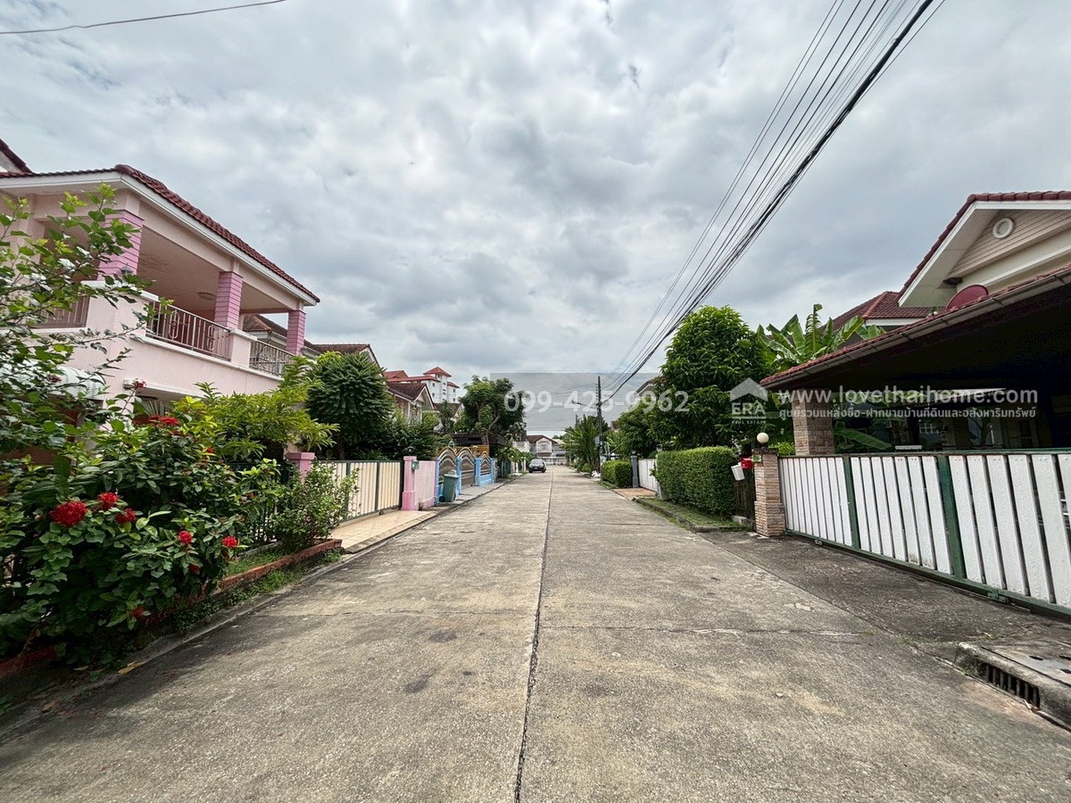 ขายบ้านเดี่ยว หมู่บ้านนวสิน ซ.โพธิ์แก้ว 3 ย่านลาดพร้าว-บางกะปิ 75.1 ตร.วา ใกล้ MRT ลาดพร้าว 101 เข้า-ออกได้ทั้ง ถ.ลาดพร้าว และเลียบทางด่วนรามอินทรา-อาจณรงค์   ขายบ้านเดี่ยว หมู่บ้านนวสิน ซ.โพธิ์แก้ว 3 ย่านลาดพร้าว-บางกะปิ 75.1 ตร.วา ใกล้ MRT ลาดพร้าว 101 เข้า-ออกได้ทั้ง ถ.ลาดพร้าว และเลียบทางด่วนรามอินทรา-อาจณรงค์