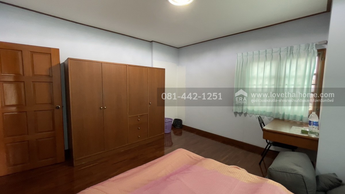 ขายบ้านเดี่ยว2ชั้นหมู่บ้านสหกรณ์ ซอยเสรีไทย57 บ้าน 2 หลัง ในบริเวณเดียวกัน ย่านเสรีไทย พื้นที่ 100 ตรว. ขาย 10 ล้านบาท ใกล้จุดขึ้น-ลงวงแหวนรอบนอกตะวันออก