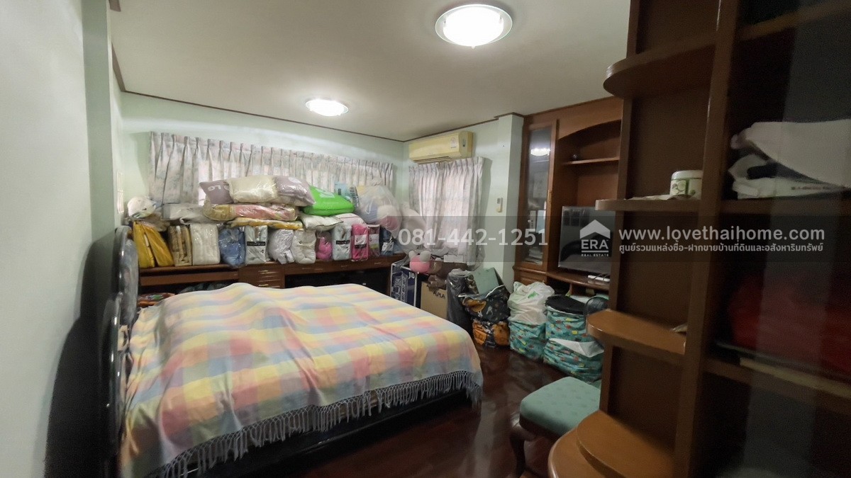 ขายบ้านเดี่ยว2ชั้นหมู่บ้านสหกรณ์ ซอยเสรีไทย57 บ้าน 2 หลัง ในบริเวณเดียวกัน ย่านเสรีไทย พื้นที่ 100 ตรว. ขาย 10 ล้านบาท ใกล้จุดขึ้น-ลงวงแหวนรอบนอกตะวันออก