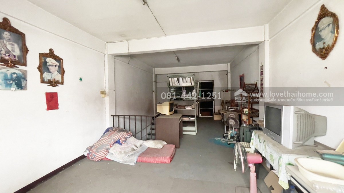 ขายตึกแถว3.5ชั้น ซอยเสรีไทย81 พื้นที่12ตรว. ขาย2.5ล้าน ห่างถนนเสรีไทยเพียงแค่40มตร ถ้าชอบต่อรองได้ค่ะ ขายตึกแถว3.5ชั้น ซอยเสรีไทย81 พื้นที่12ตรว. ขาย2.5ล้าน ห่างถนนเสรีไทยเพียงแค่40มตร ถ้าชอบต่อรองได้ค่ะ