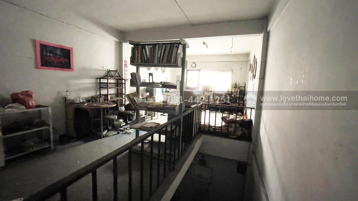 ขายตึกแถว3.5ชั้น ซอยเสรีไทย81 พื้นที่12ตรว. ขาย2.5ล้าน ห่างถนนเสรีไทยเพียงแค่40มตร ถ้าชอบต่อรองได้ค่ะ ขายตึกแถว3.5ชั้น ซอยเสรีไทย81 พื้นที่12ตรว. ขาย2.5ล้าน ห่างถนนเสรีไทยเพียงแค่40มตร ถ้าชอบต่อรองได้ค่ะ