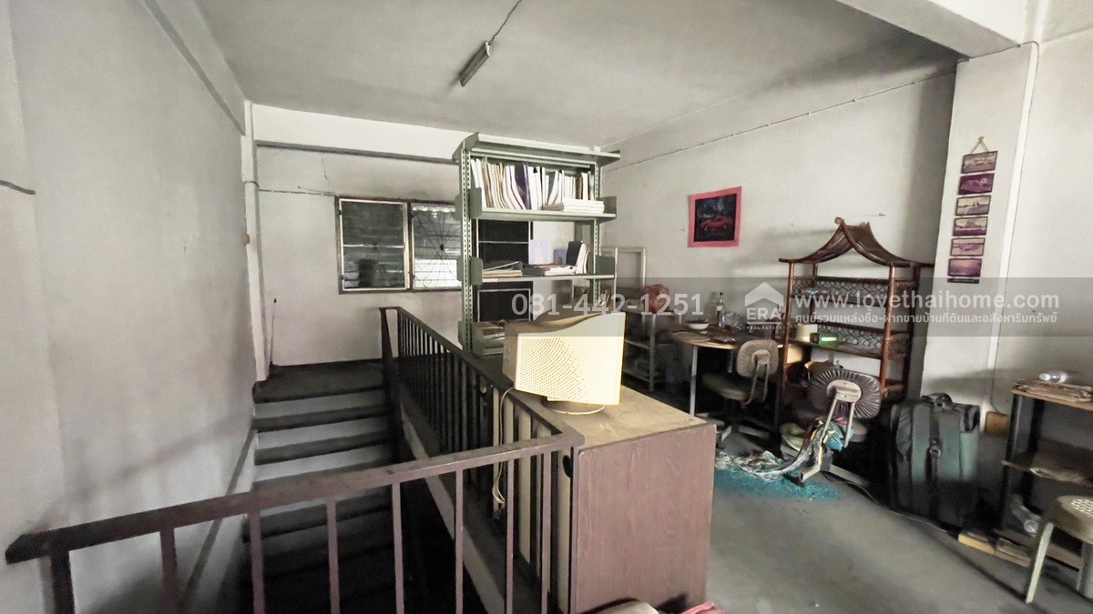 ขายตึกแถว3.5ชั้น ซอยเสรีไทย81 พื้นที่12ตรว. ขาย2.5ล้าน ห่างถนนเสรีไทยเพียงแค่40มตร ถ้าชอบต่อรองได้ค่ะ ขายตึกแถว3.5ชั้น ซอยเสรีไทย81 พื้นที่12ตรว. ขาย2.5ล้าน ห่างถนนเสรีไทยเพียงแค่40มตร ถ้าชอบต่อรองได้ค่ะ