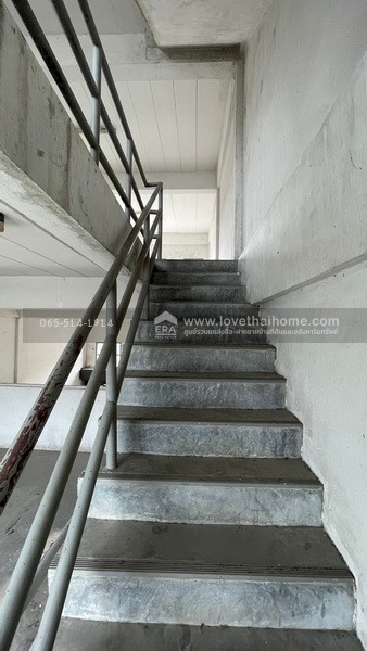 ขายด่วนตึกแถว 3.5 ชั้น หมู่บ้านสถาพร ถนนรังสิต-นครนายก คลอง4 เนื้อที่ 17.6 ตารางวา ราคา 2,200,000 บาท ติดถนนหลักของหมู่บ้าน ใกล้ทางด่วนพิเศษกาญจนาภิเษก (ฝั่งตะวันออก) ขายด่วนตึกแถว 3.5 ชั้น หมู่บ้านสถาพร ถนนรังสิต-นครนายก คลอง4 เนื้อที่ 17.6 ตารางวา ราคา 2,200,000 บาท ติดถนนหลักของหมู่บ้าน ใกล้ทางด่วนพิเศษกาญจนาภิเษก (ฝั่งตะวันออก)