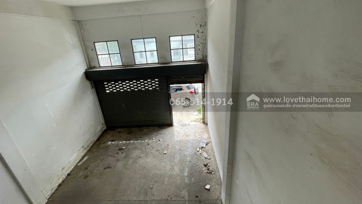 ขายด่วนตึกแถว 3.5 ชั้น หมู่บ้านสถาพร ถนนรังสิต-นครนายก คลอง4 เนื้อที่ 17.6 ตารางวา ราคา 2,200,000 บาท ติดถนนหลักของหมู่บ้าน ใกล้ทางด่วนพิเศษกาญจนาภิเษก (ฝั่งตะวันออก) ขายด่วนตึกแถว 3.5 ชั้น หมู่บ้านสถาพร ถนนรังสิต-นครนายก คลอง4 เนื้อที่ 17.6 ตารางวา ราคา 2,200,000 บาท ติดถนนหลักของหมู่บ้าน ใกล้ทางด่วนพิเศษกาญจนาภิเษก (ฝั่งตะวันออก)