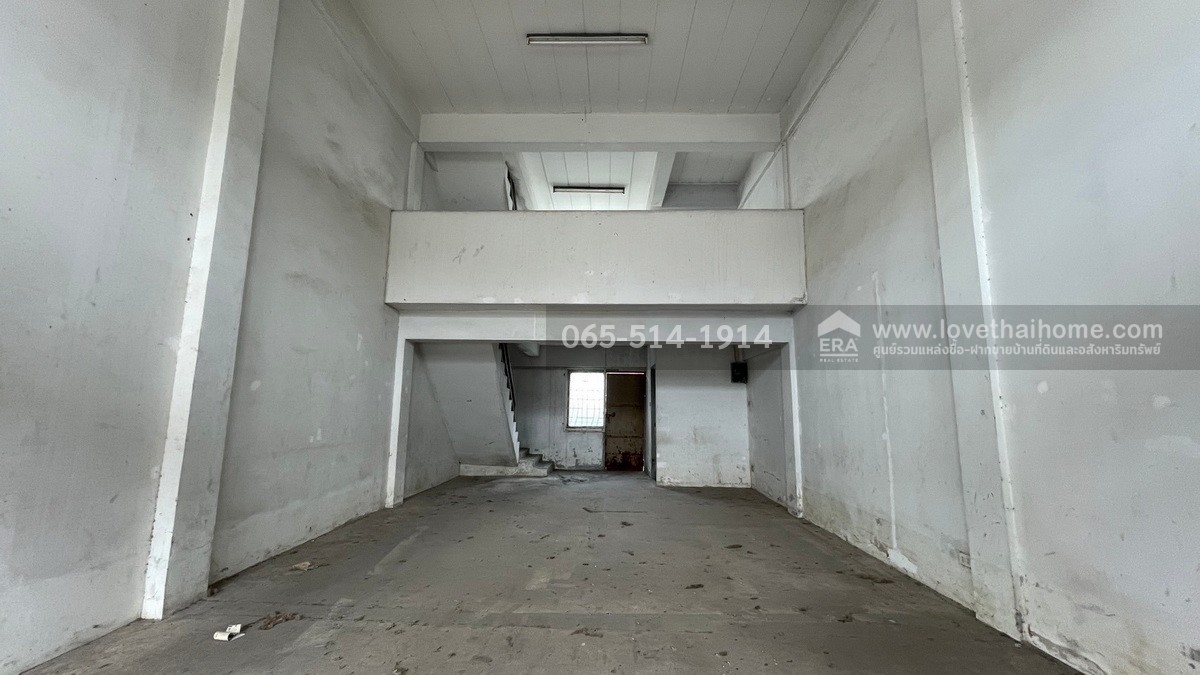 ขายด่วนตึกแถว 3.5 ชั้น หมู่บ้านสถาพร ถนนรังสิต-นครนายก คลอง4 เนื้อที่ 17.6 ตารางวา ราคา 2,200,000 บาท ติดถนนหลักของหมู่บ้าน ใกล้ทางด่วนพิเศษกาญจนาภิเษก (ฝั่งตะวันออก) ขายด่วนตึกแถว 3.5 ชั้น หมู่บ้านสถาพร ถนนรังสิต-นครนายก คลอง4 เนื้อที่ 17.6 ตารางวา ราคา 2,200,000 บาท ติดถนนหลักของหมู่บ้าน ใกล้ทางด่วนพิเศษกาญจนาภิเษก (ฝั่งตะวันออก)