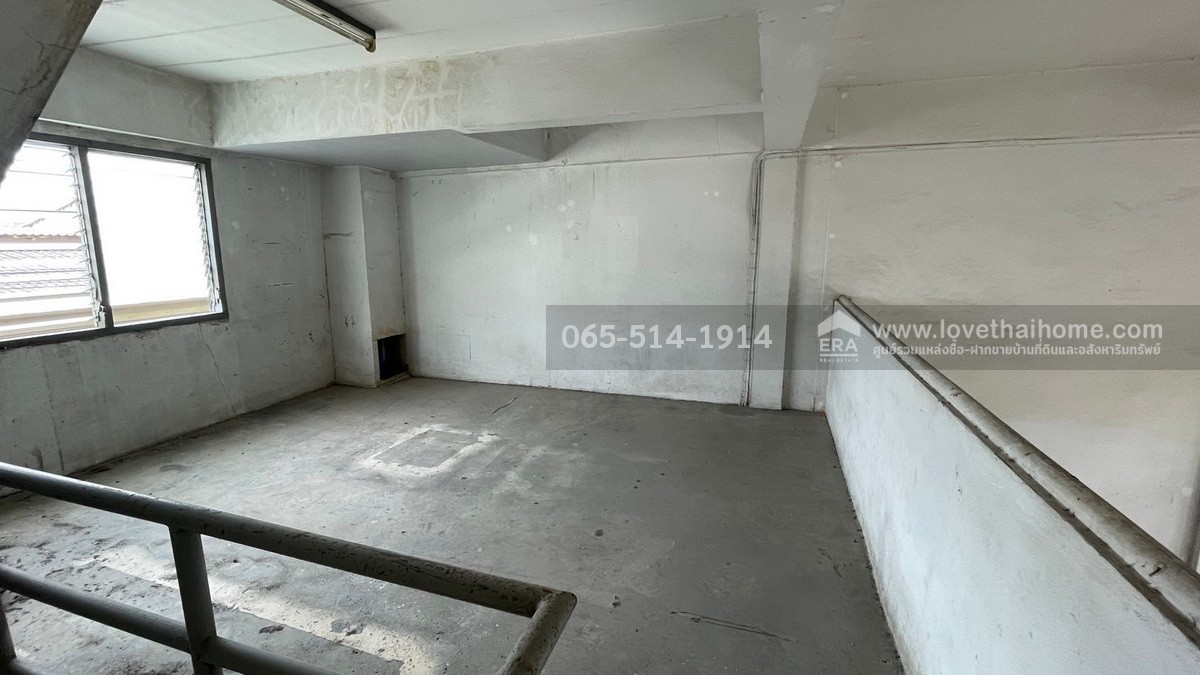 ขายด่วนตึกแถว 3.5 ชั้น หมู่บ้านสถาพร ถนนรังสิต-นครนายก คลอง4 เนื้อที่ 17.6 ตารางวา ราคา 2,200,000 บาท ติดถนนหลักของหมู่บ้าน ใกล้ทางด่วนพิเศษกาญจนาภิเษก (ฝั่งตะวันออก) ขายด่วนตึกแถว 3.5 ชั้น หมู่บ้านสถาพร ถนนรังสิต-นครนายก คลอง4 เนื้อที่ 17.6 ตารางวา ราคา 2,200,000 บาท ติดถนนหลักของหมู่บ้าน ใกล้ทางด่วนพิเศษกาญจนาภิเษก (ฝั่งตะวันออก)