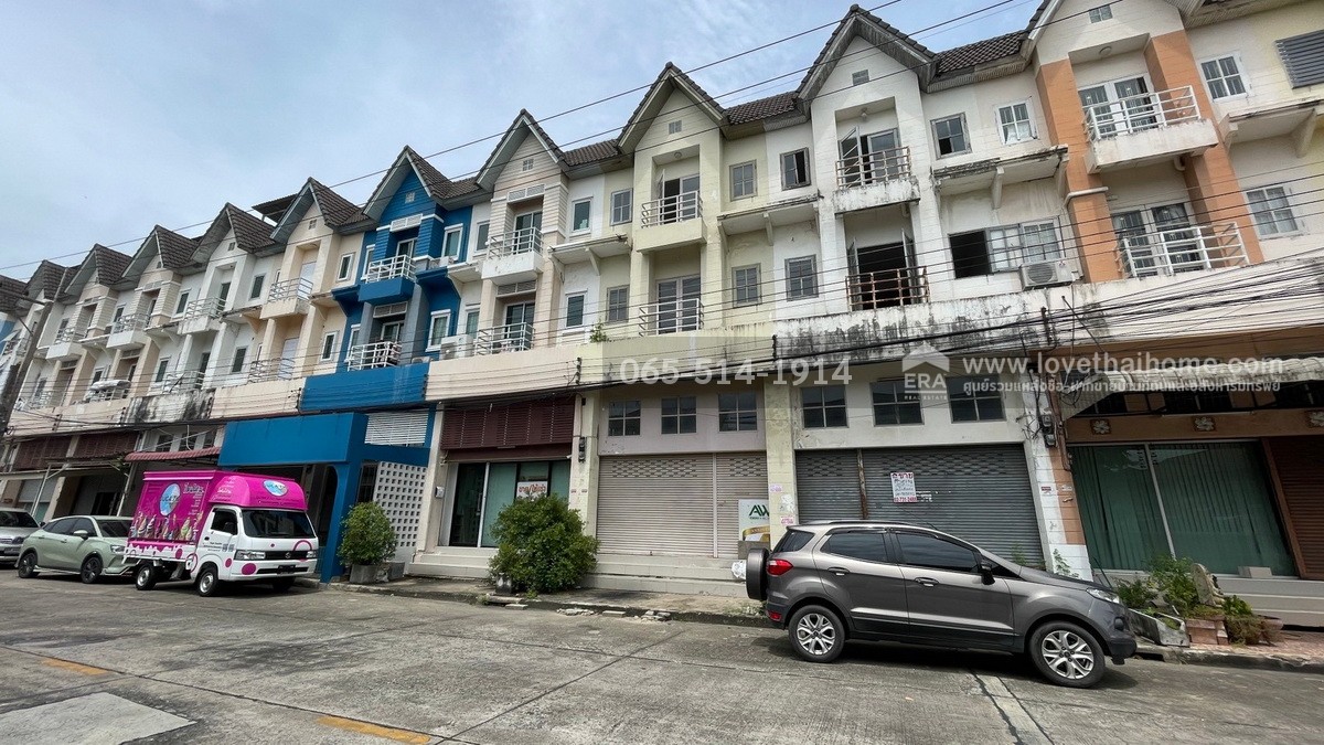 ขายด่วนตึกแถว 3.5 ชั้น หมู่บ้านสถาพร ถนนรังสิต-นครนายก คลอง4 เนื้อที่ 17.6 ตารางวา ราคา 2,200,000 บาท ติดถนนหลักของหมู่บ้าน ใกล้ทางด่วนพิเศษกาญจนาภิเษก (ฝั่งตะวันออก) ขายด่วนตึกแถว 3.5 ชั้น หมู่บ้านสถาพร ถนนรังสิต-นครนายก คลอง4 เนื้อที่ 17.6 ตารางวา ราคา 2,200,000 บาท ติดถนนหลักของหมู่บ้าน ใกล้ทางด่วนพิเศษกาญจนาภิเษก (ฝั่งตะวันออก)