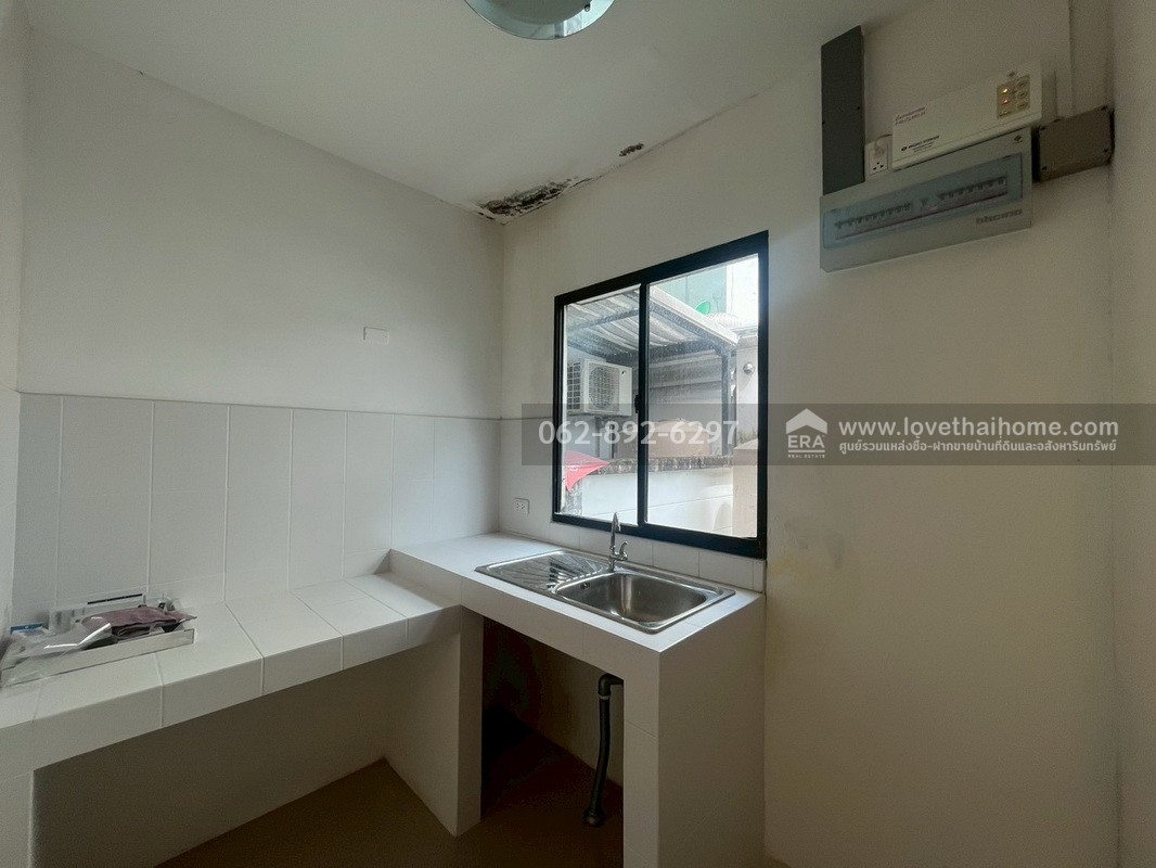 ขายด่วน! ทาวน์โฮม 3 ชั้น โครงการบ้านกลางเมือง นวมินทร์42 พื้นที่ 20 ตารางวา สวยพร้อมอยู่ ทำเลทอง กลางใจเมือง ขายต่ำกว่าราคาตลาด คุ้มค่าที่สุดในย่านนี้