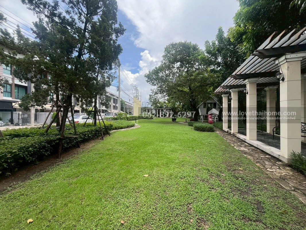 ขายด่วน! ทาวน์โฮม 3 ชั้น โครงการบ้านกลางเมือง นวมินทร์42 พื้นที่ 20 ตารางวา สวยพร้อมอยู่ ทำเลทอง กลางใจเมือง ขายต่ำกว่าราคาตลาด คุ้มค่าที่สุดในย่านนี้