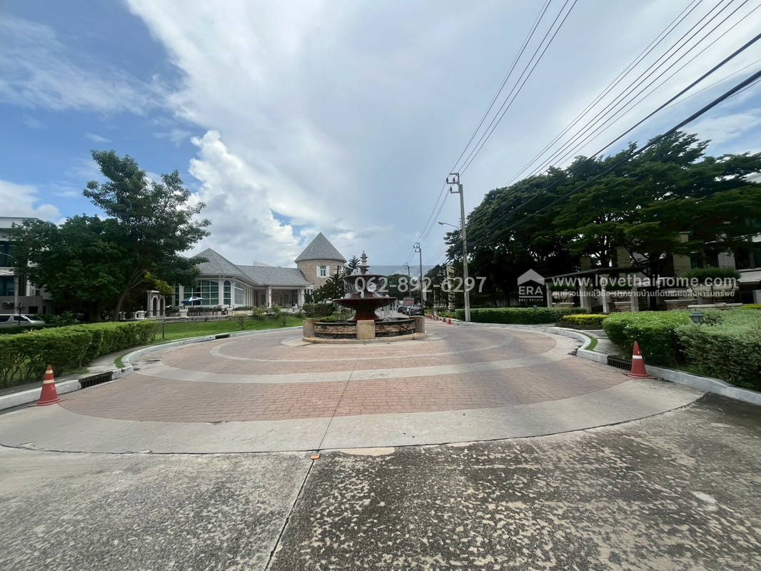 ขายด่วน! ทาวน์โฮม 3 ชั้น โครงการบ้านกลางเมือง นวมินทร์42 พื้นที่ 20 ตารางวา สวยพร้อมอยู่ ทำเลทอง กลางใจเมือง ขายต่ำกว่าราคาตลาด คุ้มค่าที่สุดในย่านนี้