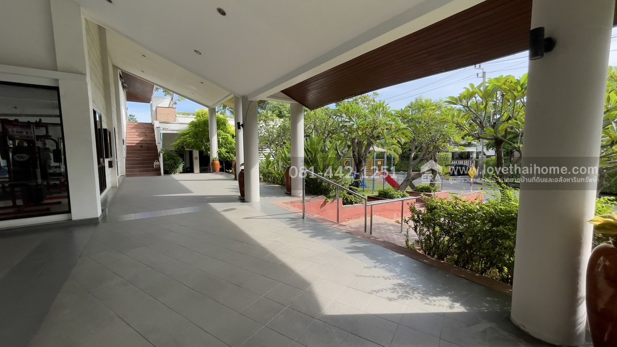 ขายบ้านเดี่ยว2ชั้นหมู่บ้านโนเบิลวานา ซอยบรมราชชนนี74/1 พื้นที่64.6ตรว. ขาย7.5ล้าน บ้านสภาพดีพร้อมเข้าอยู่ได้เลย ถ้าเห็นต้องชอบ ราคาต่อรองได้ค่ะ