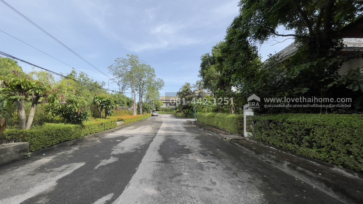 ขายบ้านเดี่ยว2ชั้นหมู่บ้านโนเบิลวานา ซอยบรมราชชนนี74/1 พื้นที่64.6ตรว. ขาย7.5ล้าน บ้านสภาพดีพร้อมเข้าอยู่ได้เลย ถ้าเห็นต้องชอบ ราคาต่อรองได้ค่ะ