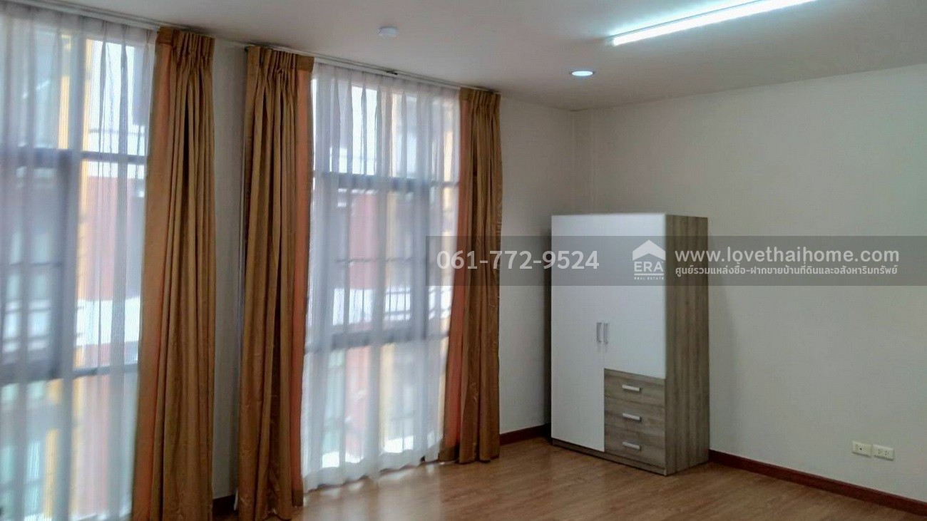 ขายโฮมออฟฟิศ 3 ชั้น บ้านกลางกรุง ออฟฟิศ พาร์ค บางนา-ตราด พื้นที่ 20.6 ตร.วา ใกล้เซ็นทรัลบางนา พร้อมผู้เช่า