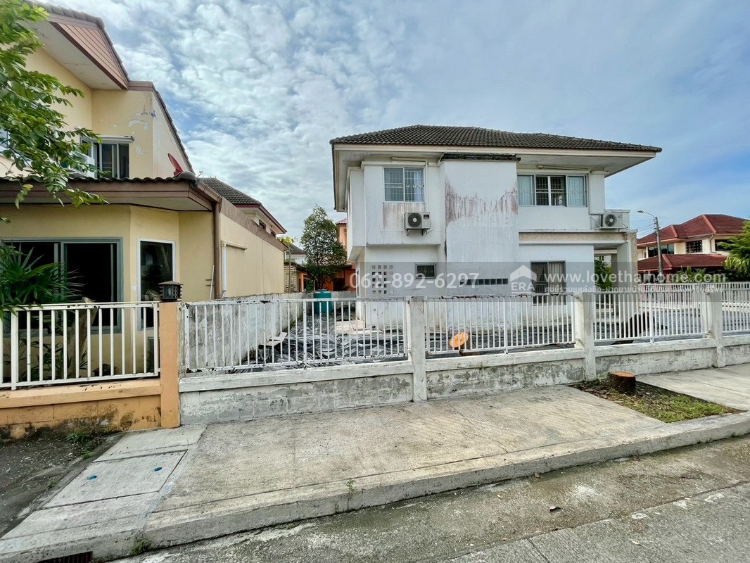 ขายบ้านเดี่ยว 2 ชั้น หมู่บ้านสัมมากร นิมิตรใหม่34 ขนาด 66 ตรว. บ้านสวย หลังมุม ทำเลดี ราคาโดนใจ สนใจโทร.062-892-6297