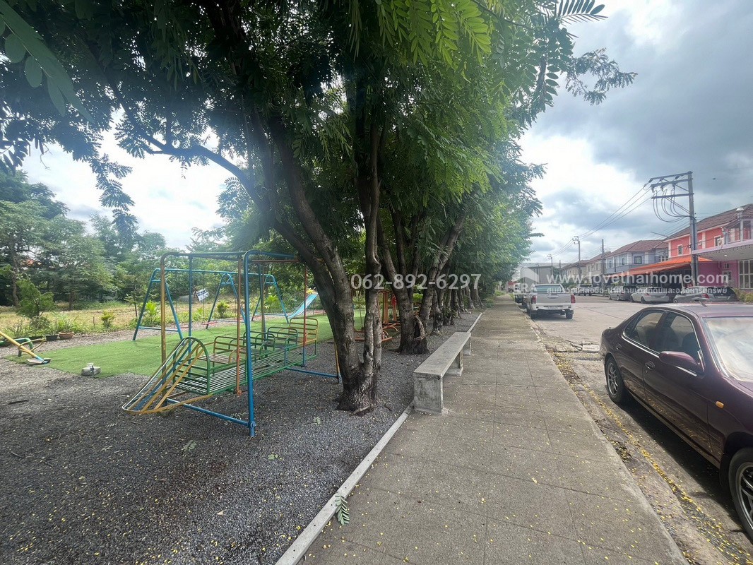 ขายทาวน์เฮ้าส์ 2 ชั้น หมู่บ้านนันทิชา3/8 ไทรน้อย นนทบุรี ขนาด 16 ตรว. ทำเลดี ราคาพิเศษสุด! ราคาเพียงแค่ 1.1 ล้านบาทเท่านั้น บ้านทำเลดีราคานี้หาไม่ได้ง่ายๆ รีบตัดสินใจก่อนพลาดโอกาสทอง