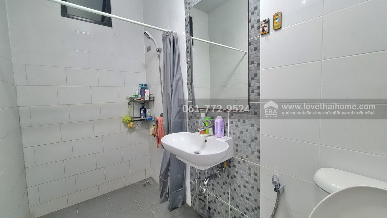 ขายทาวน์เฮ้าส์ หมู่บ้านเปี่ยมสุข SGATE แจ้งวัฒนะ–กาญจนาภิเษก ถ.345 บ้าน 2 ชั้น 19.8 ตร.วา ใกล้ตลาดสมบัติบุรี และทางแยกต่างระดับบางบัวทอง