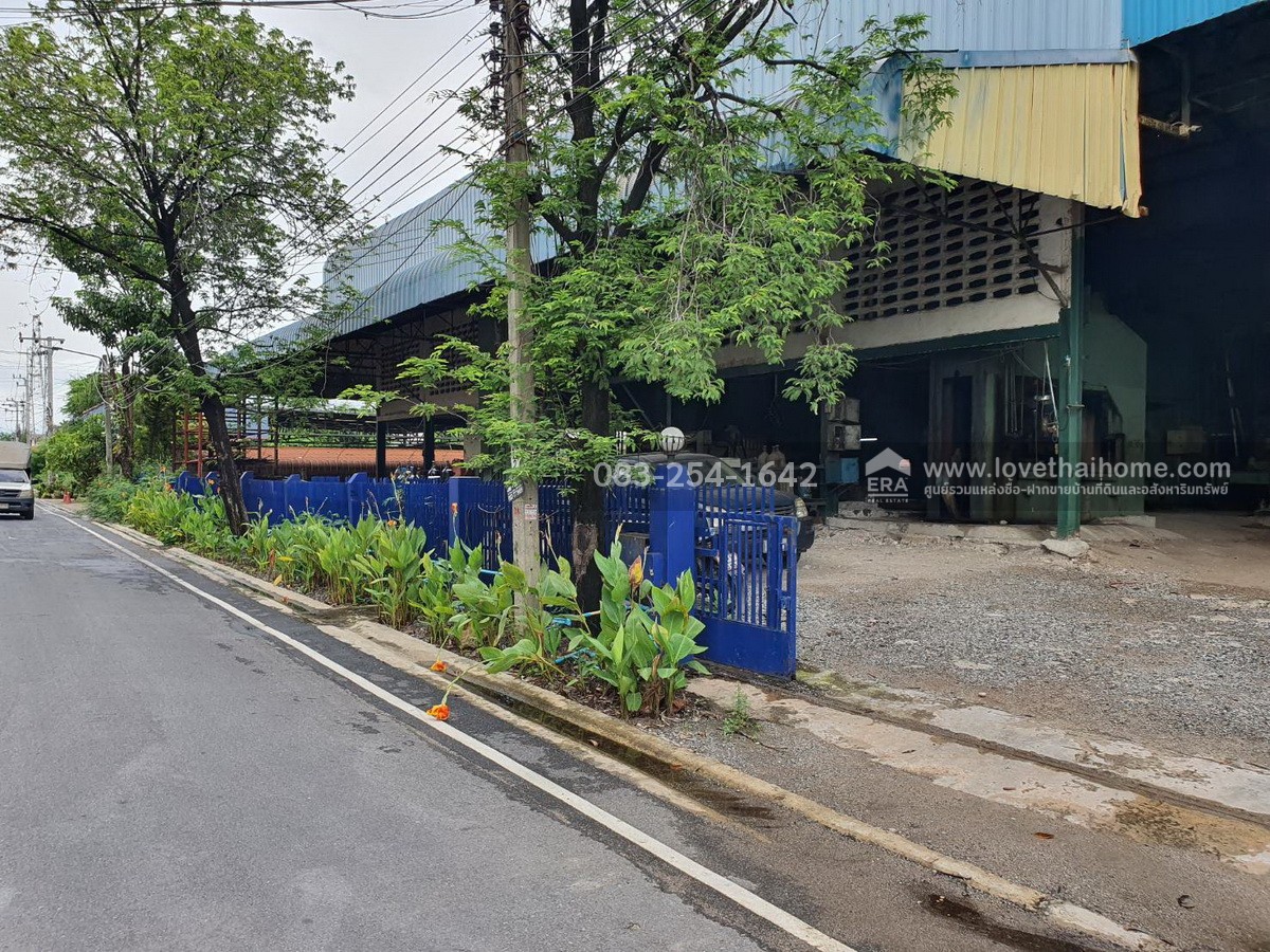 ขายที่ดินพร้อมโกดังและโรงงาน ในนิคมบางพลี สมุทรปราการ ซ.ไทยประกัน 1/8 ถ.เทพารักษ์ ขนาด 400 ตร.วา ทำเลดี การคมนาคมสะดวก ใกล้ถนนหลัก