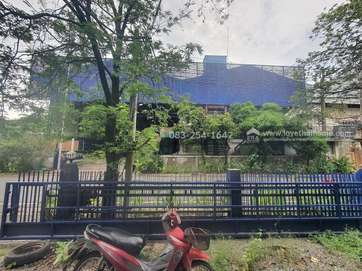 ขายที่ดินพร้อมโรงงาน 400 ตร.วา ในนิคมบางพลีสมุทรปราการ ซ.ไทยประกัน 1/8 ถ.เทพารักษ์ มีออฟฟิศและห้องประชุม ทำเลดี การคมนาคมสะดวก ใกล้ถนนหลัก