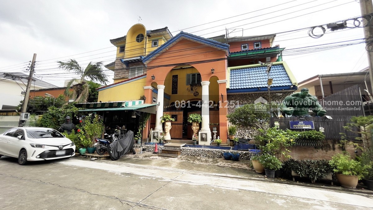 ขายบ้านเดี่ยว3ชั้นซอยพหลโยธิน18/1 แยก3 พื้นที่ 96 ตรว. ขาย 29.8 ล้านบาท บ้านพร้อมบูทีคโฮเทลสุดชิค ทำเลใกล้สวนจตุจักร,ลาดพร้าว,พหลโยธิน ใกล้รถไฟฟ้า 2 สายทั้ง BTS และ MRT