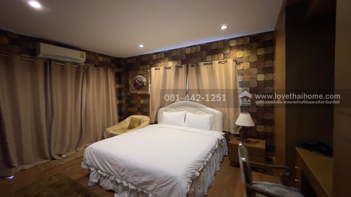 ขายบ้านเดี่ยว3ชั้นซอยพหลโยธิน18/1 แยก3 พื้นที่ 96 ตรว. ขาย 29.8 ล้านบาท บ้านพร้อมบูทีคโฮเทลสุดชิค ทำเลใกล้สวนจตุจักร,ลาดพร้าว,พหลโยธิน ใกล้รถไฟฟ้า 2 สายทั้ง BTS และ MRT