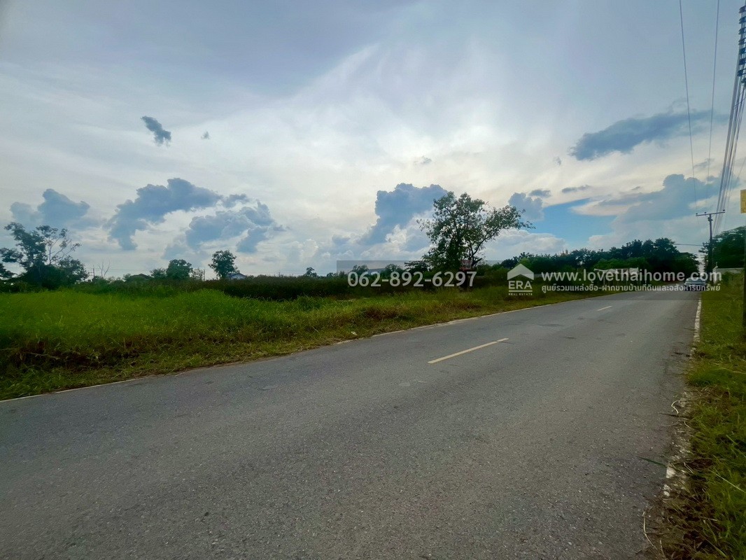 ขายที่ดิน ลำลูกกา คลอง11 ปทุมธานี ขนาด 2 ไร่ ถมแล้ว แปลงสวย ทำเลดี ขายด่วนราคาพิเศษ ใครมองหาที่ดินทำเลดีบอกเลยว่าห้ามพลาด ตรงข้ามสนามกอล์ฟ ลำลูกกา คันทรีคลับ ใกล้ Reignwood Park