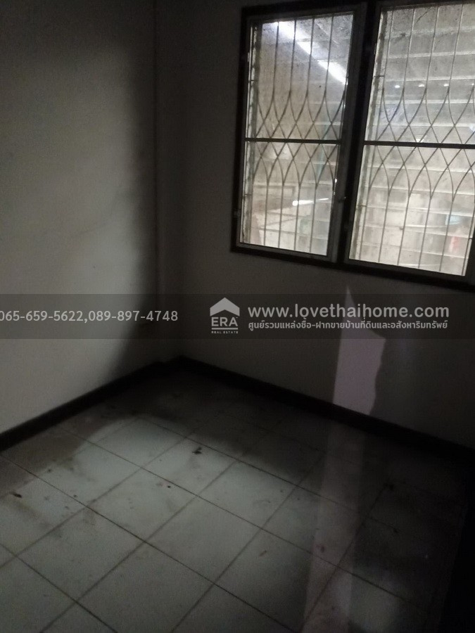 ขายทาวน์เฮ้าส์ หมู่บ้านพงษ์ศิริชัย 4 เพชรเกษม 81 หนองแขม บ้าน 3 ชั้น 17 ตร.วา ใกล้ MRT หลักสอง ราคาถูกมาก!