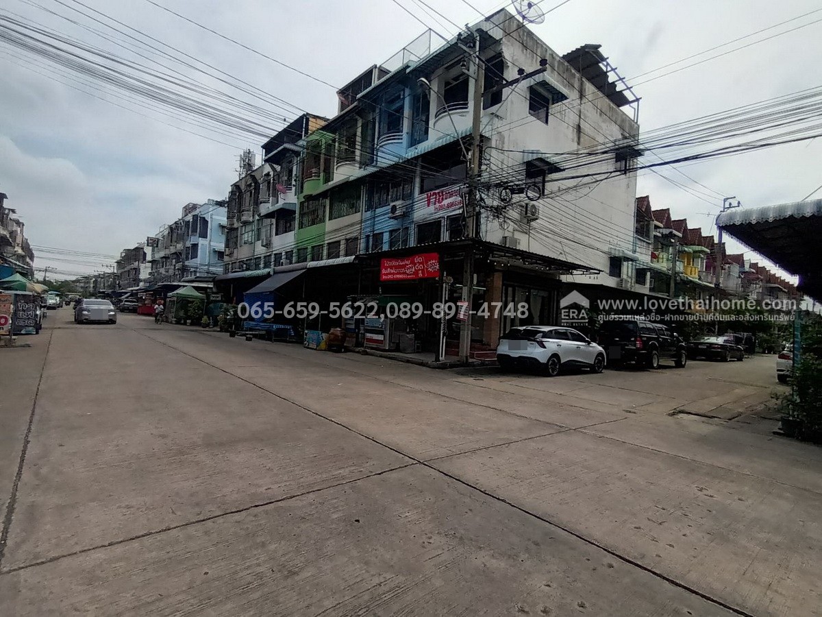 ขายทาวน์เฮ้าส์ หมู่บ้านพงษ์ศิริชัย 4 เพชรเกษม 81 หนองแขม บ้าน 3 ชั้น 17 ตร.วา ใกล้ MRT หลักสอง ราคาถูกมาก!