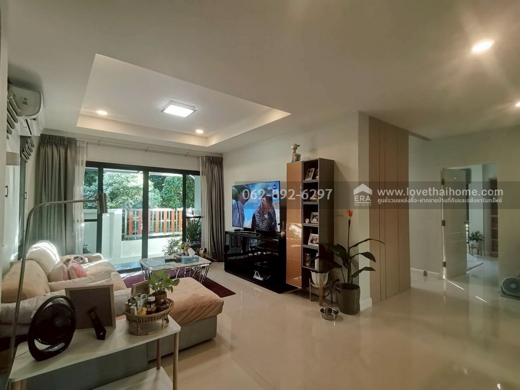 ขายบ้านเดี่ยว 2 ชั้น โครงการชวนชมพาร์ค2 ไทรน้อย นนทบุรี หลังมุมสุดหายาก ขนาด 80.8 ตารางวา ราคาพิเศษสุด บ้านสวย ราคาดีแบบนี้มีหลังเดียวเท่านั้น สนใจติดต่อด่วน!