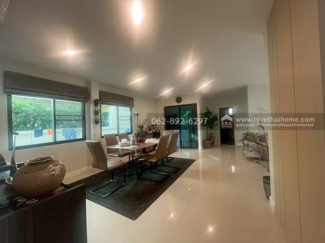 ขายบ้านเดี่ยว 2 ชั้น โครงการชวนชมพาร์ค2 ไทรน้อย นนทบุรี หลังมุมสุดหายาก ขนาด 80.8 ตารางวา ราคาพิเศษสุด บ้านสวย ราคาดีแบบนี้มีหลังเดียวเท่านั้น สนใจติดต่อด่วน!