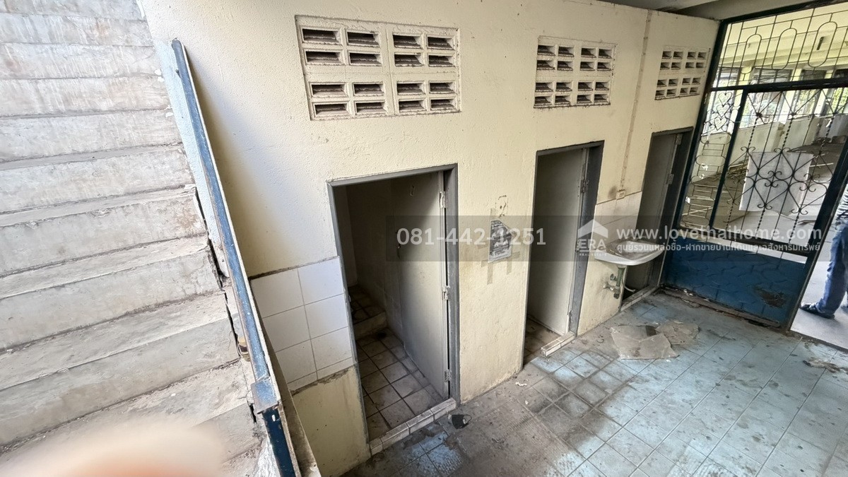 ขายที่ดินแถมโกดัง ย่านบางบอน ซอยพระยามนธาตุราชศรีพิจิตร์ แยก9-3 พื้นที่410ตรว. ขายเพียงแค่43,000บาท/ตรว. เข้าซอยเพียงแค่550เมตร ใกล้เซ็นทรัล พระราม2 