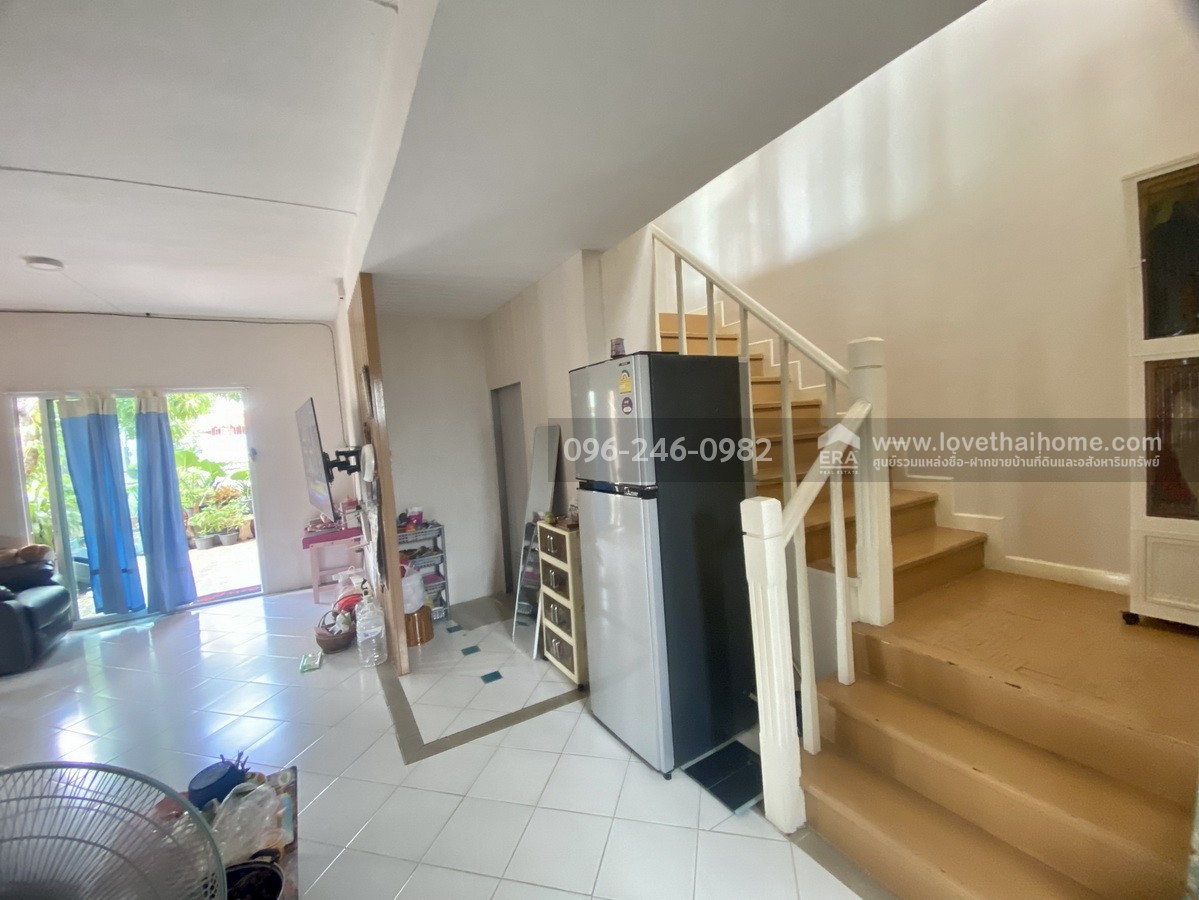 ขายทาวน์เฮ้าส์บ้านพฤกษา 11 รังสิต-นครนายก คลอง 3 ปทุมธานี หลังริม 31.9 ตร.วา รีโนเวทบางส่วน ทำเลดีต้นหมู่บ้าน