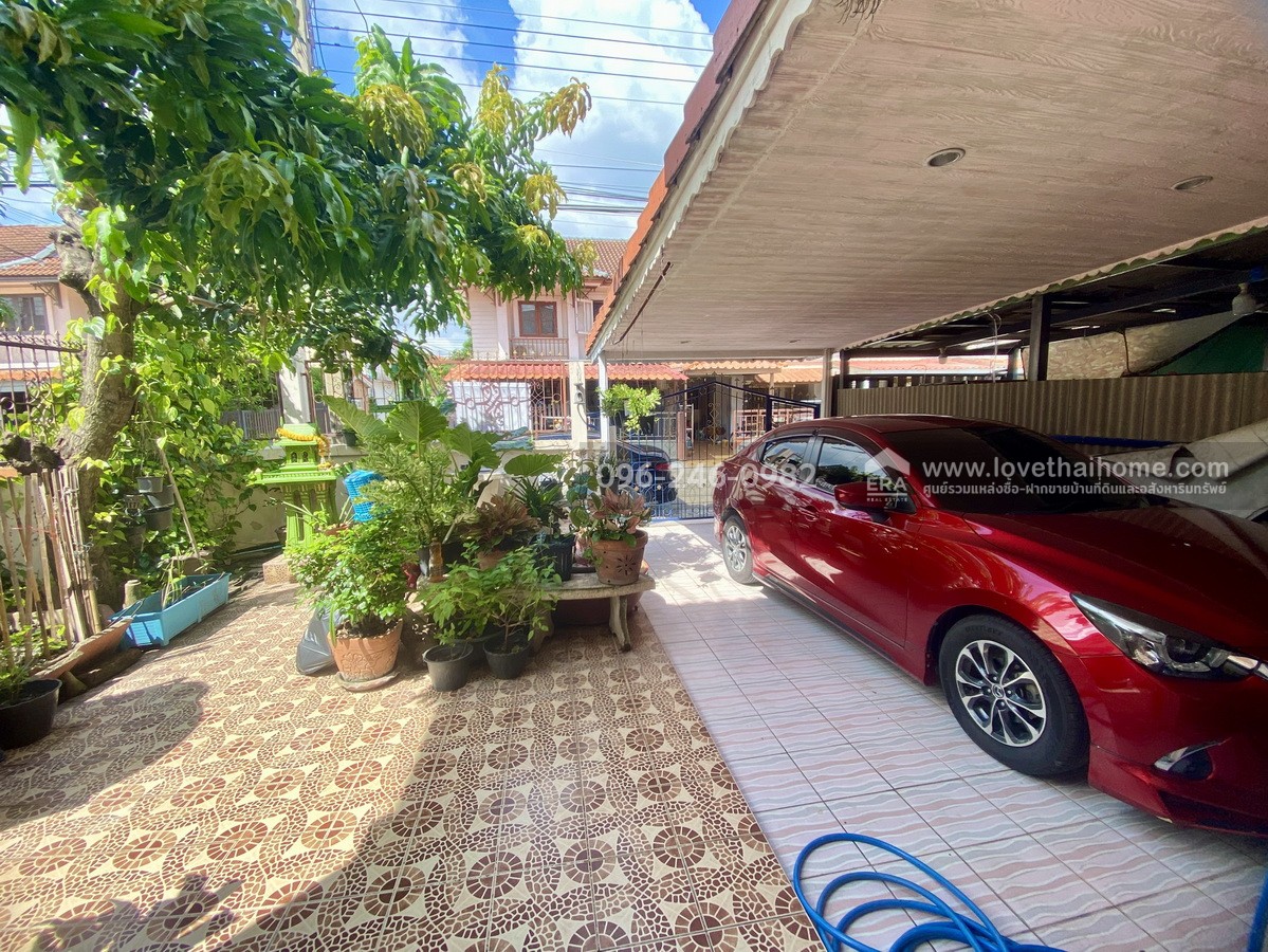 ขายทาวน์เฮ้าส์บ้านพฤกษา 11 รังสิต-นครนายก คลอง 3 ปทุมธานี หลังริม 31.9 ตร.วา รีโนเวทบางส่วน ทำเลดีต้นหมู่บ้าน