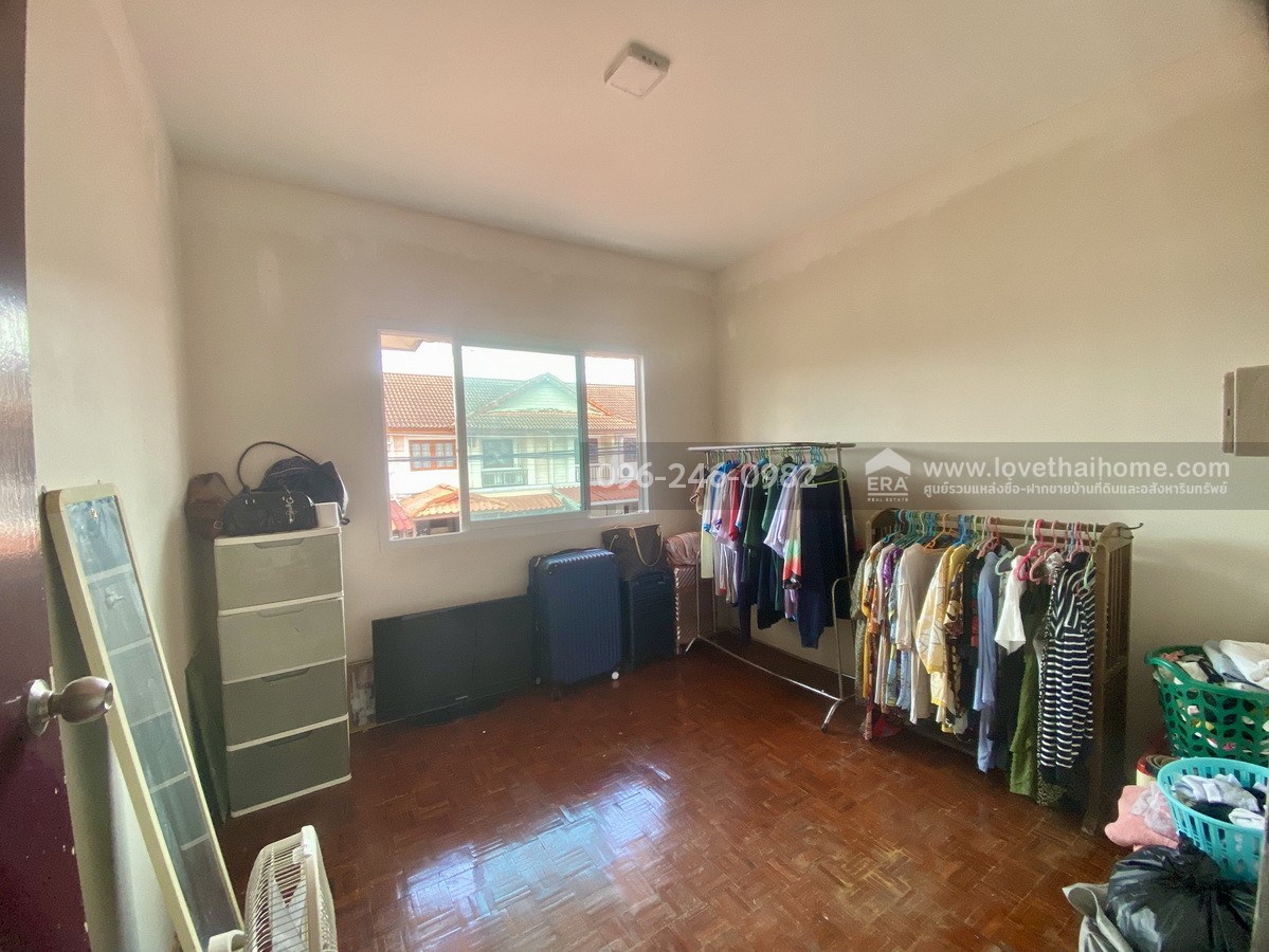 ขายทาวน์เฮ้าส์บ้านพฤกษา 11 รังสิต-นครนายก คลอง 3 ปทุมธานี หลังริม 31.9 ตร.วา รีโนเวทบางส่วน ทำเลดีต้นหมู่บ้าน