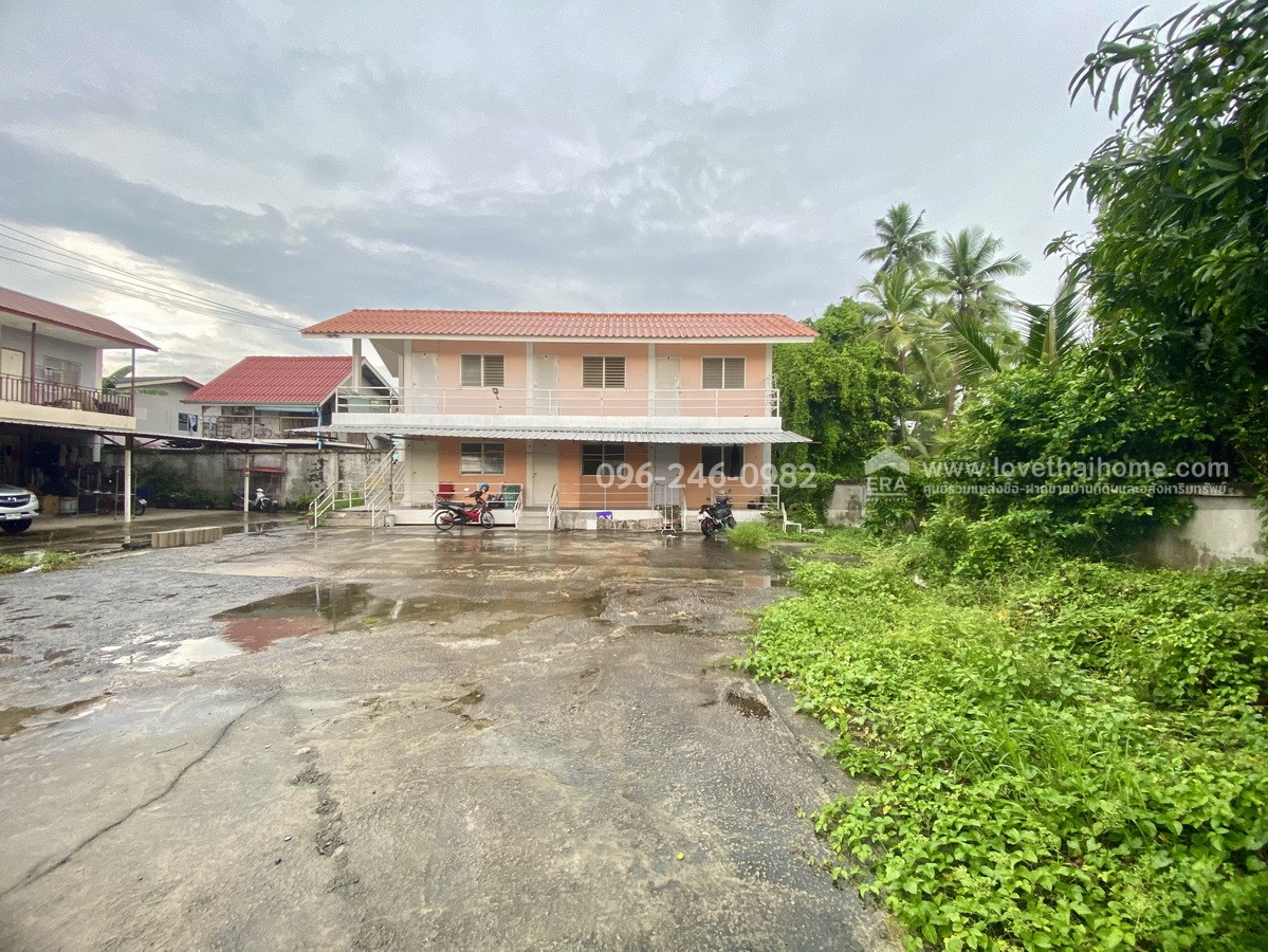 ขายที่ดินพร้อมกิจการห้องเช่าตลิ่งชัน ถ.เลียบทางรถไฟสายใต้1 ใกล้ทางพิเศษประจิมรัถยา พื้นที่  102 ตรว. มีผู้เช่าเต็มทุกห้องสามารถทำธุรกิจต่อได้เลย