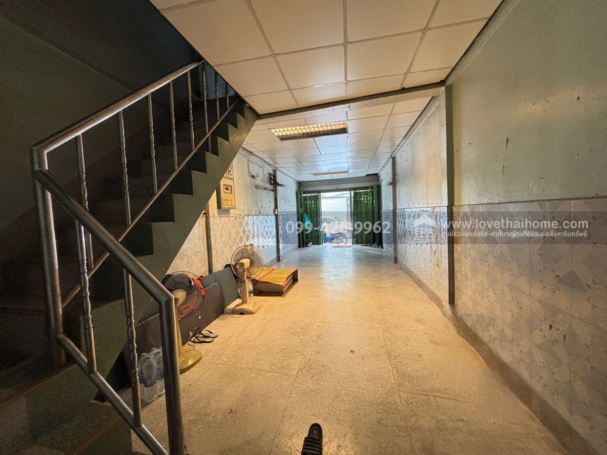 ขายตึกแถว 3 ชั้น ซอยแม้นศรี 2 ถ.บำรุงเมือง พื้นที่ 9 ตร.วา ใกล้ MRT สามยอด และ MRT หัวลำโพง ทำเลทองใจกลางเมือง เดินทางสะดวก ถ.ราชดำเนิน-หลานหลวง-เยาวราช